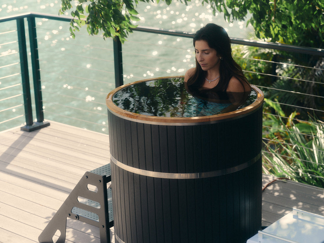 How to choose between a barrel-style plunge and a rectangular tub?