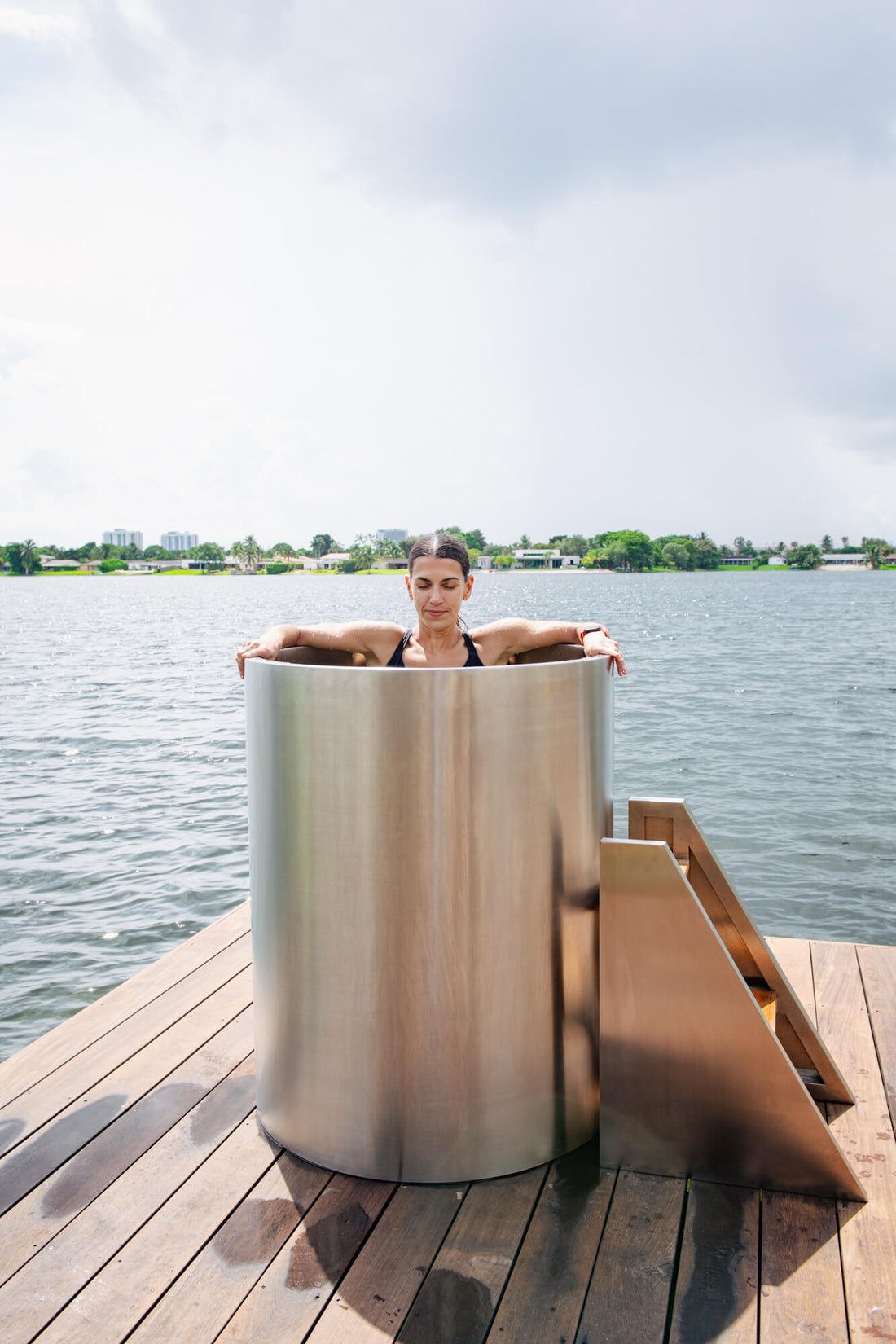 What maintenance routine does Polar Monkeys recommend for filtration and water care?